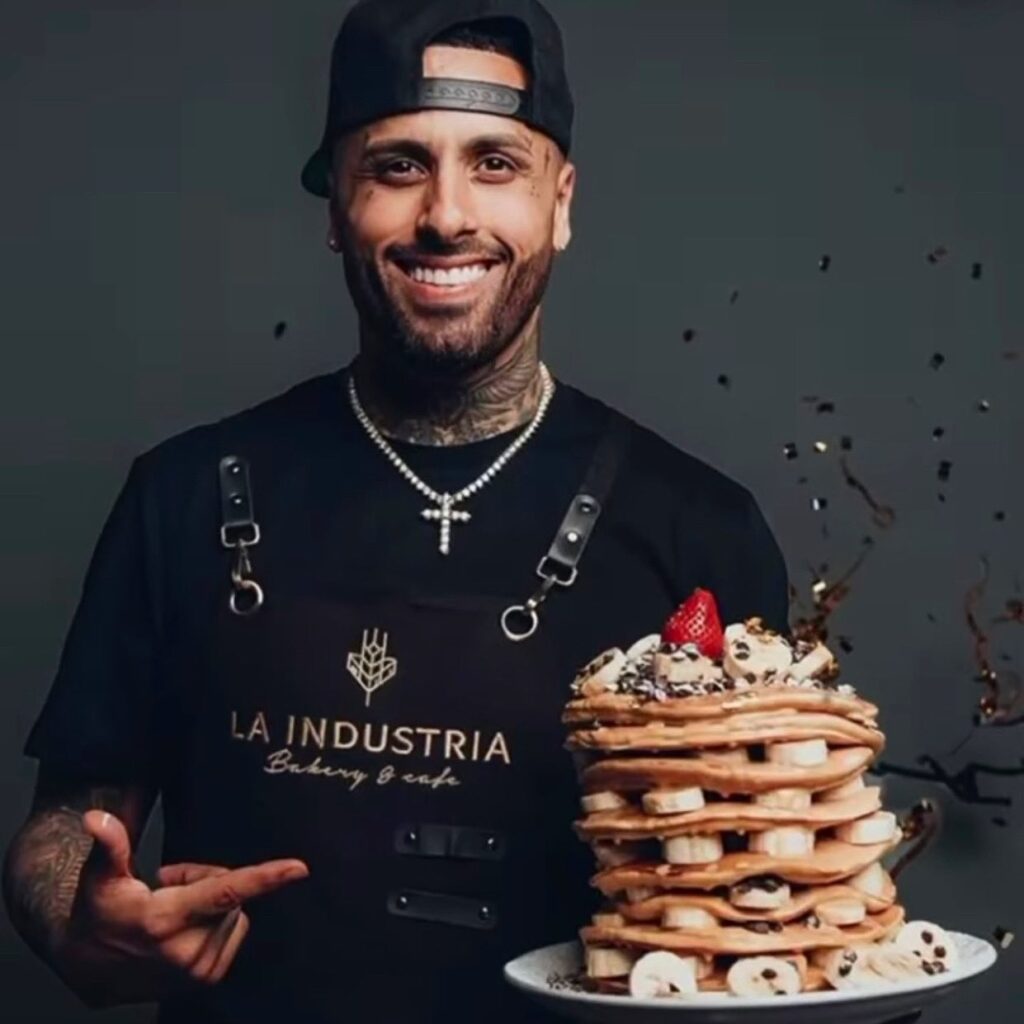 🥞 Visita al Restaurante de PanCakes "La Industria Bakery" de Nicky Jam